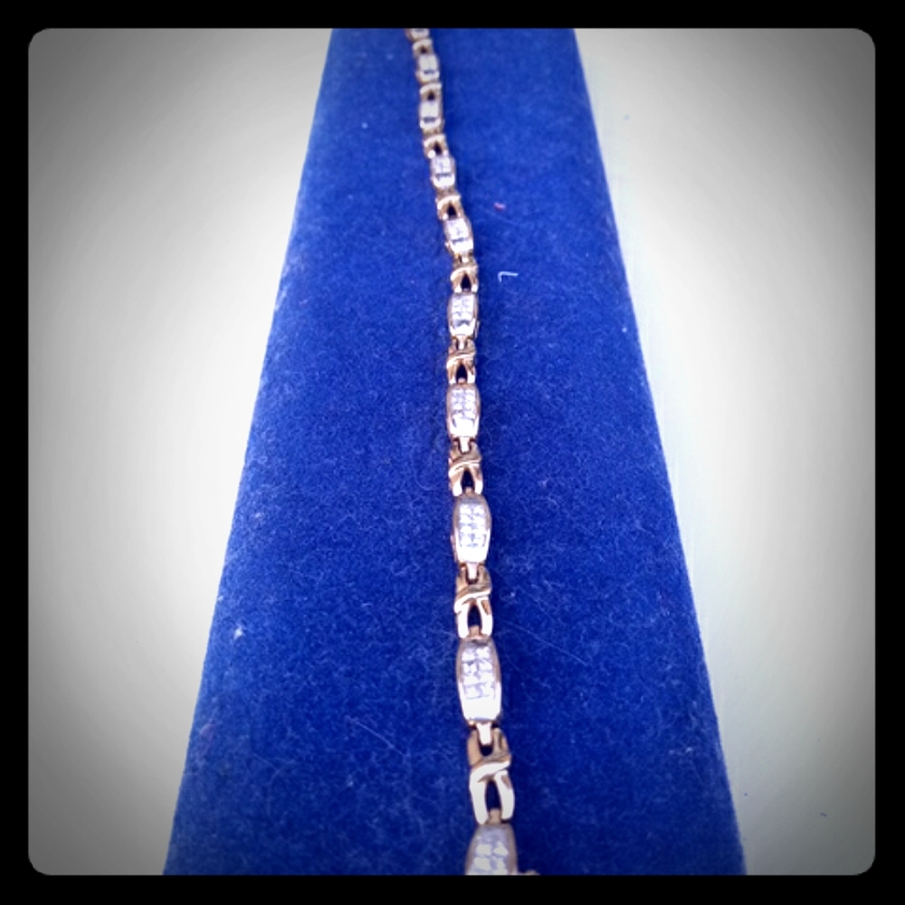 14 karat gold diamond bracelet